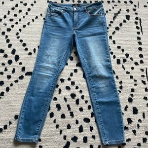 Tahari jeans